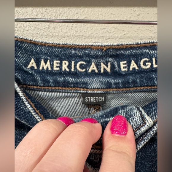 American Eagle Mom Short Stretch - Picture 3 of 6